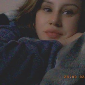 Meet your Posher, Dezzi